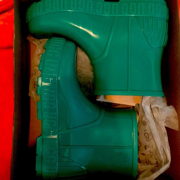 Ugg drizlita rain boots teal color - Picture 2 of 7